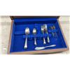 Image 3 : Delight Silver-Plate Flatware Set in Wood Chest