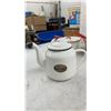 Image 6 : Vintage Enamelware: Large Basin, 2 Saucepans, Teapot, Mug, and Sugar Bowl
