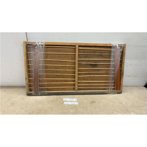 Vintage Thompson Cabinet Co. Printers Equipment Large Letter Type Case