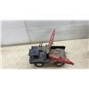 Image 4 : Tonka Tow Truck Wrecker with Dual Boom, 12 × 16 1/2 × 8”