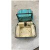 Image 6 : Vintage 1960s Tonka Pressed Steel Turquoise Jeep Commander and Utility Stake Trailer Set