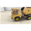 Image 8 : Tonka Crane Metal Toy with Boom and Winch Mechanisms