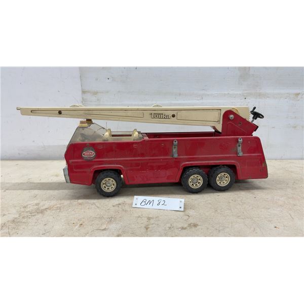 Tonka Fire Truck with Extendable Ladder