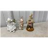 Image 4 : 12 Porcelain Figurines, 2 Light Up