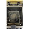 Image 4 : Black and Decker Deep Fryer- Works, Chips Maker Set Looks New, and 2 Slow Cookers