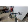 Image 2 : McKinley Mountain Bike, 26”, Variable Speed