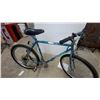 Image 4 : McKinley Mountain Bike, 26”, Variable Speed