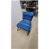 Image 2 : Mid-Century Modern Armless Slipper Chair with Blue Striped Upholstery and Tapered Wooden Legs
