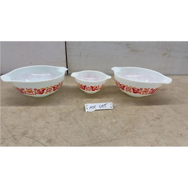 Pyrex "Early American" Mixing Bowl Set, 3-Piece, Red and Orange Bird and Floral Pattern