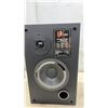 Image 6 : 2 Vision Acoustics V 500 Digital Speakers and 2 Realistic Minimus Speakers