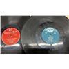 Image 6 : Waters Conley Melodie Portable Wind-Up Phonograph, Crank, and Assorted 78 RPM Records