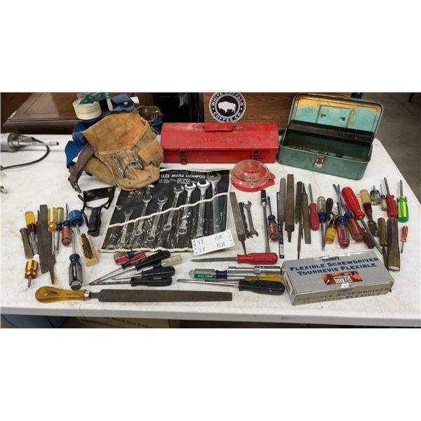 Craftsman Screwdrivers, Wrenches, Files, Tool Box