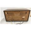 Image 6 : Panasonic RE-6283 AM/FM Radio and Fleetwood AM/FM Radio