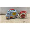 Image 7 : Coca-Cola Collectible Lunch Boxes and Cooler-Style Tins, Including Van and Round Tins