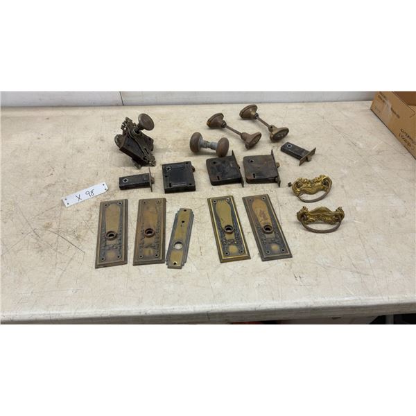 Assorted Antique Door Hardware: 4 Brass Door Plates, 5 Door Latches, 5 Door Knobs