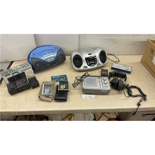 Durabrand CD-2086 MP3/CD Player and Sony CFD-S20CP Radio Cassette-Corder