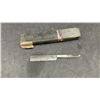 Image 10 : Vintage Barber and Shaving Lot: 3 Shaving Brushes, Straight Razors, Hair Clippers
