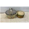 Image 5 : Assorted Vintage Tea and Biscuit Tins: Peek Freans Martini Cracker Biscuits, Lipton's
