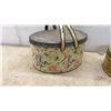 Image 6 : Assorted Vintage Tea and Biscuit Tins: Peek Freans Martini Cracker Biscuits, Lipton's