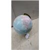 Image 5 : Globemaster Terrestrial Globe with Light-Colored Base and Metal Meridian