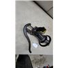 Image 2 : Vintage Cast Iron Manual Well Pump Head with Swing Handle and Pour Spout