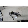 Image 5 : Vintage Cast Iron Manual Well Pump Head with Swing Handle and Pour Spout