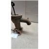 Image 3 : Monarch Machinery Ltd. Antique Cast Iron Shallow Well Pitcher Hand Pump
