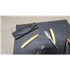 Image 5 : Collection of 6 Antique Straight Razors Including W. H. Morley and Sons