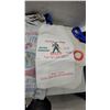 Image 7 : Vintage Canadian Fabric Feed Sacks, Robin Hood Oats, Five Roses Flour, Peerless Poultry