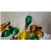 Image 5 : Vintage Colored Glass Light Bulb Shells in Blue, Yellow, Green, and Amber