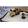 Image 5 : Vintage Tonka Metal Construction Toy Vehicles Including Dump Truck, Forklift, Loader