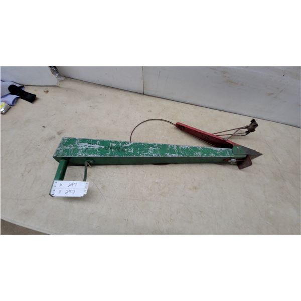 ALMACO Allan Machine Company Model 12 Manual Push Seed Planter