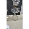 Image 2 : Pair of Vintage Clear Glass Kerosene Oil Lamps With Etched and Amber Rim Chimneys