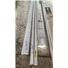 Image 5 : Baseboard and Trim