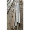 Image 6 : Baseboard and Trim