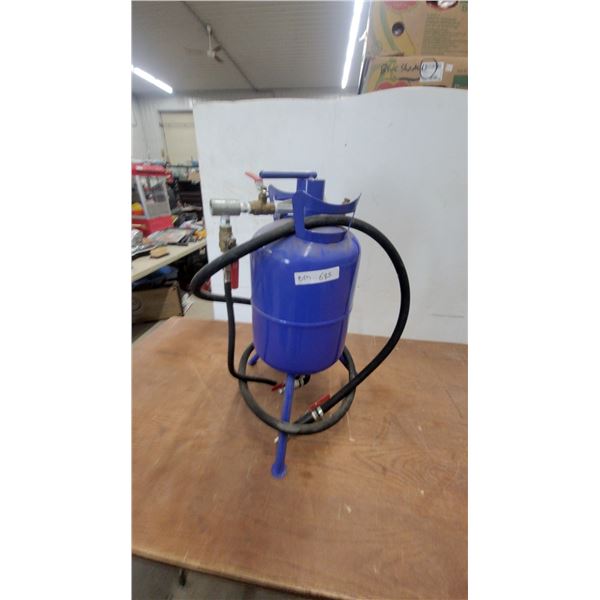 Portable Pressure Pot 5 gal. Sandblaster with Blue Cylindrical Tank, Heavy-Duty Hose and Control