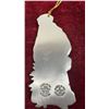 Image 3 : Avon Jewelry Lot: 2 Rings, 1 Charm Bracelet, and Tree Ornament