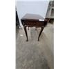Image 1 : Queen Anne Style Drop-Leaf Accent Table with Single Drawer and Cabriole Legs 25”×28”×18”