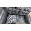 Image 4 : Black Leather-Style 2-Cushion Couch