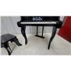 Image 4 : Schoenhut "My First Piano" Toy Grand Piano with Matching Bench