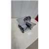 Image 3 : Waring Pro WFS150 Electric Food Slicer with 7 1/2” Stainless Steel Blade