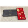 Image 4 : Royal Sealy Gold Plated 15-Piece Dessert Set and Silver Treasures by Godinger Cake Server Set