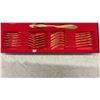 Image 6 : Royal Sealy Gold Plated 15-Piece Dessert Set and Silver Treasures by Godinger Cake Server Set