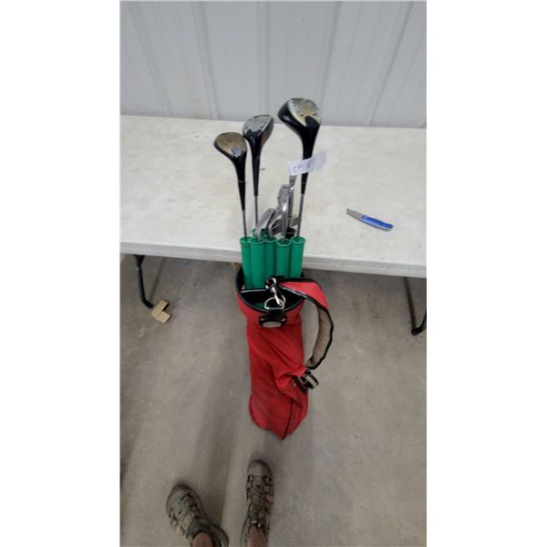 Wilson 1200 LT and Waterford Golf Club Set with Irons in Red Bag with Green Dividers