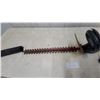 Image 3 : Yardworks Electric Hedge Trimmer with Loop Handle and Protective Shield