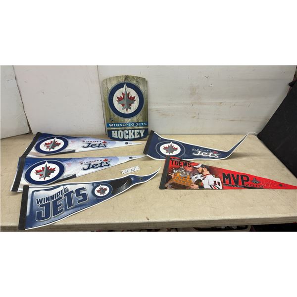 Winnipeg Jets Hockey Pennants and Wooden Wall Plaque, 17 × 11” Jonathan Toews MVP 2010 Conn Smythe