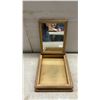 Image 5 : Pyrex 2 L Square Cake Dish with Cradle, Framed Box, Nutcracker