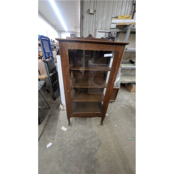 Antique Oak Glass-Door Display Cabinet with Three Shelves and Cabriole Legs