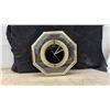 Image 5 : New Apollo Octagonal Quartz Wall Clock
