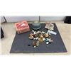 Image 1 : Fairy Figurine Quartz Clock, Shell Design, Wind up Music Box, Windmere Clothes Shaver, Seashells